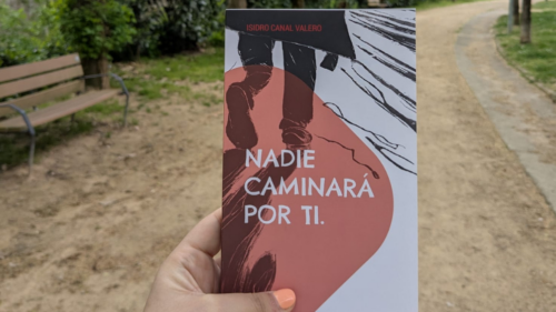 El proceso de autopublicación de un autor independiente