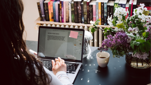 ¿Cómo autoeditar un libro paso a paso? (y no morir en el intento)